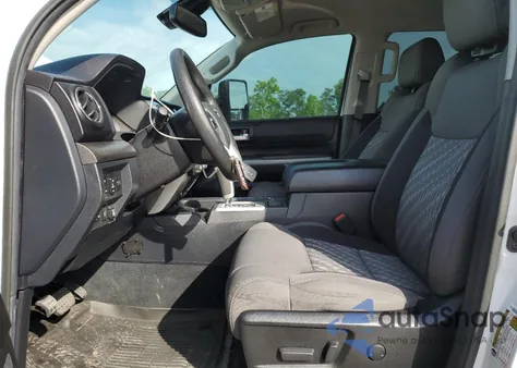 2020 Toyota Tundra Crewmax Sr5 z USA, uszkodzony, nr VIN 5TFDY5F1XLX889215